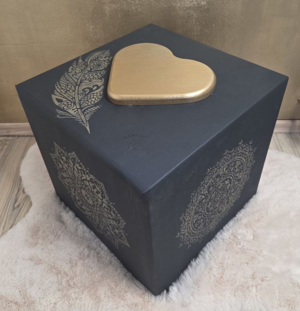 YDS - Black Velvet
